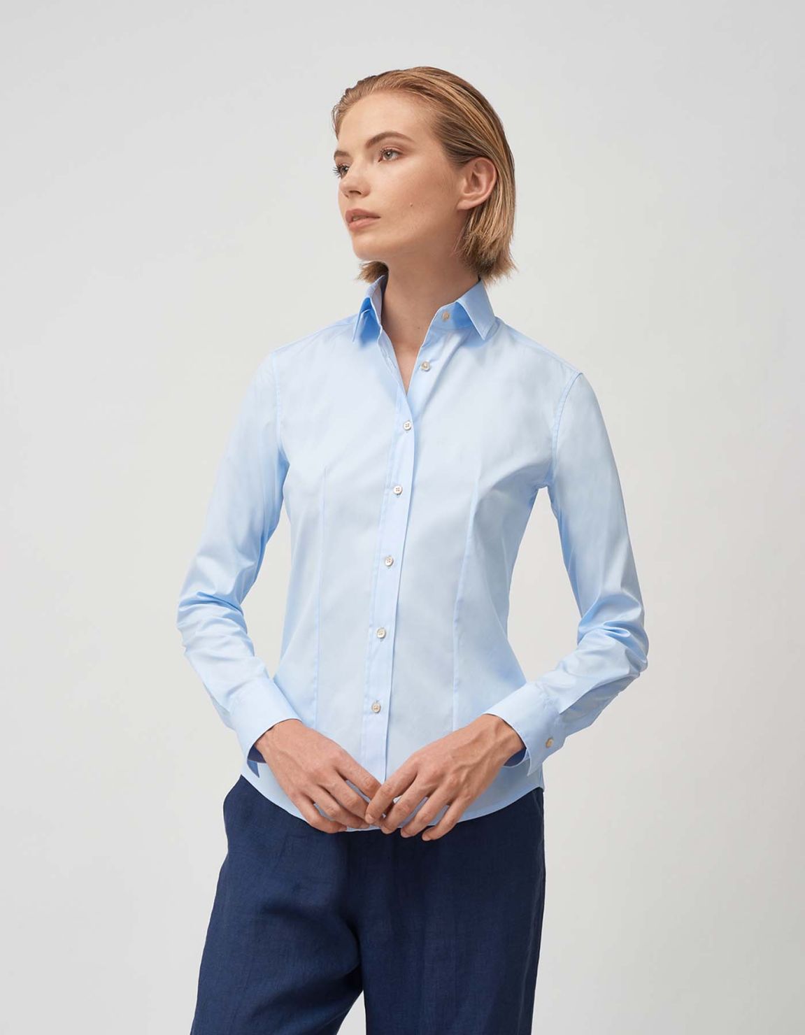 Camisa Celeste Elástico Liso Slim Fit 4