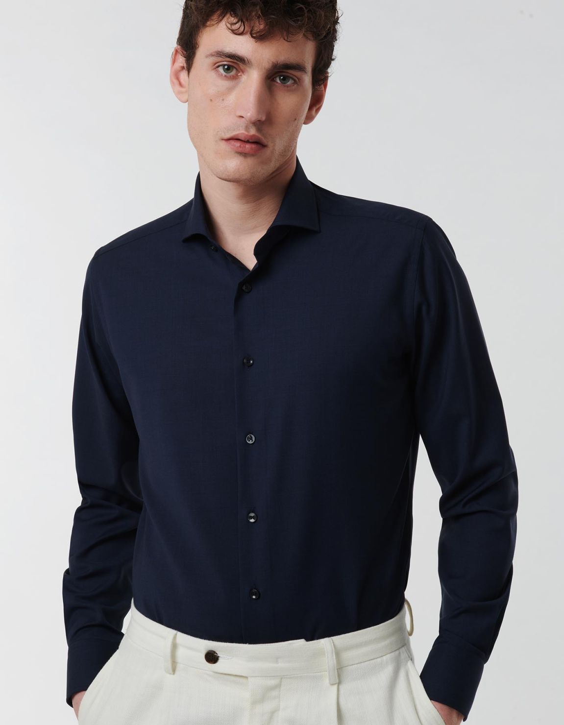 Camisa Cuello francés Liso Tela Azul marino Tailor Custom Fit 3