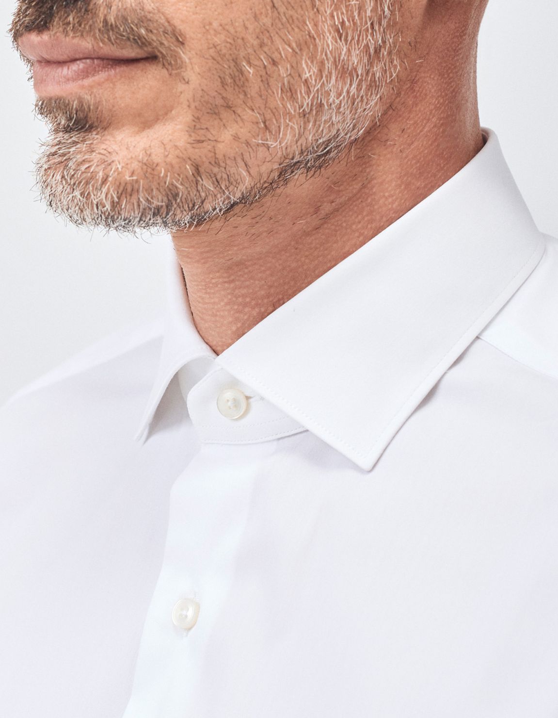 Camisa Cuello francés pequeño Blanco Tela Liso Tailor Custom Fit 3