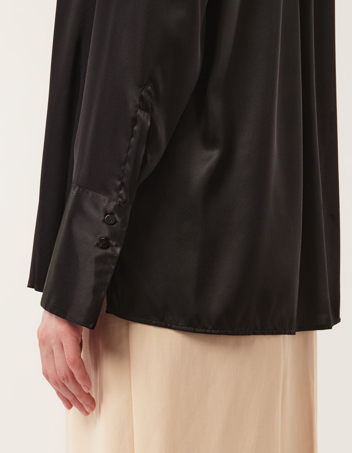 Shirt Black Silk Solid colour Regular Fit 4