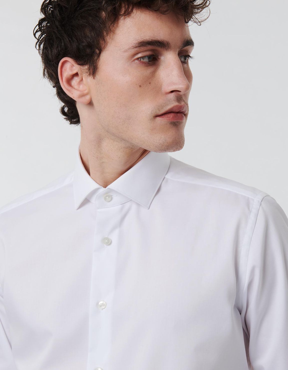 Camisa Cuello francés pequeño Liso Sarga Blanco Tailor Custom Fit 3
