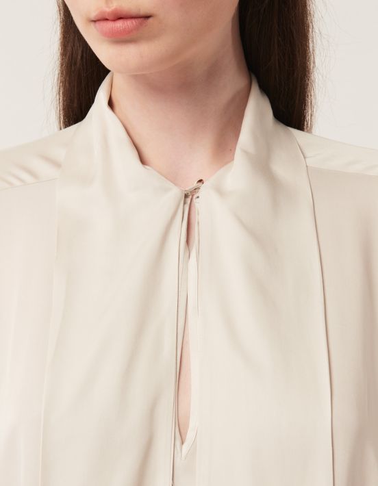 Blouse Off-white Viscose Solid colour Over hover