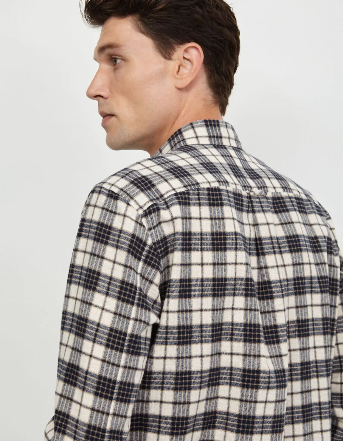 Camisa Cuello italiano pequeño Cuadros Sarga Camel Tailor Custom Fit 7